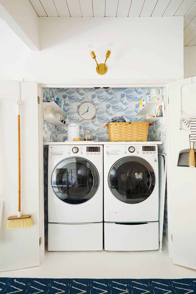 Laundry Room_Emily Henderson_Big Wave Wallpaper_Blue_LG_5